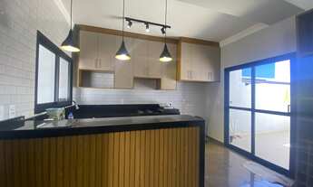 Imagem 6: Casa à Venda em Indaiatuba-SP, Parque Residencial Sabiás: 3 Quartos, 1 Suíte, 2 Salas, 1 B