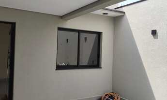 Imagem 4: Casa à Venda em Indaiatuba-SP: Casa com 3 Quartos, 1 Suíte e 2 Vagas no Jardim Bom Sucesso