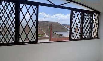 Imagem: Casa Clássica em Jardim Coronel Peroba