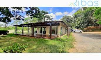 Imagem 4: Casa Moderna e Funcional com 3 Suítes e Área Gourmet Ampla