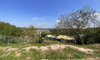 Imagem: Terreno á venda no condomínio Lagos de