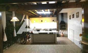 Imagem 2: 4 Suítes com total privacidade em condomínio