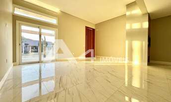 Imagem: Casa de 2 Dormitórios com 2 suítes, próximo