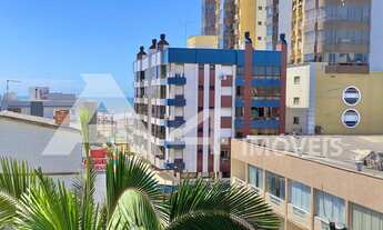 Imagem 3: Lindo apto mobiliado, com 2 dorm, suíte, sacada de frente com churrasqueira e vista para o