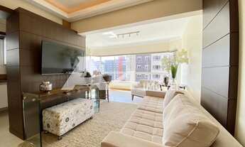 Imagem 2: Amplo apartamento 03 dormitórios com suíte, mobiliado, de frente, living 2 ambientes, chur