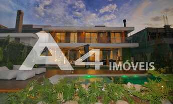 Imagem 5: Lindo Sobrado Arquitetura Moderna Finamente Decorado no Bosques