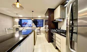 Imagem 7: Lindo Apartamento de Frente Mobiliado Junto a Praça dos Camelôs