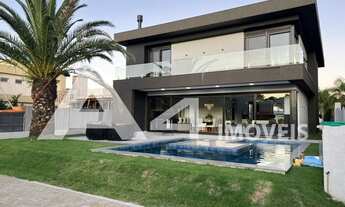 Imagem: Sobrado 4 Dormitórios 4 suítes com piscina