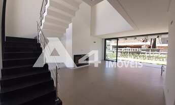 Imagem 5: Amplo sobrado com 4 suítes no condomínio Blue