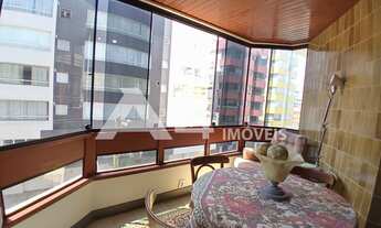 Imagem: Lindo apartamento, com quatro amplos dormitórios