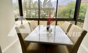 Imagem 4: Lindo Apartamento Decorado Sacada de Frente a Praça Flávio