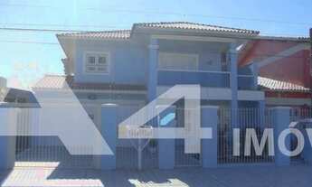 Imagem: Sobrado 3 Dormitórios com piscina próximo