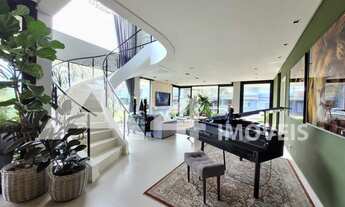 Imagem 2: Sobrado de Luxo de Esquina 4 Dormitórios , piscina próximo da infra