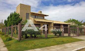 Imagem 3: Casa com 4 Dormitórios com piscina ( Permuta por imovel em Porto Alegre