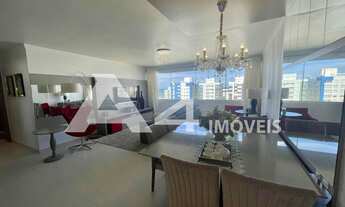 Imagem 2: Apartamento de 2 Dormitorios com box Predio de Frente para a praça