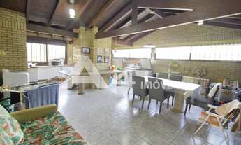 Imagem 4: Casa com 4 Dormitórios com piscina ( Permuta por imovel em Porto Alegre