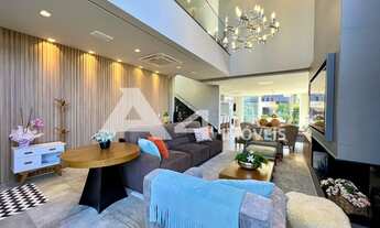 Imagem: Linda Casa de Esquina com Arquitetura Arrojada