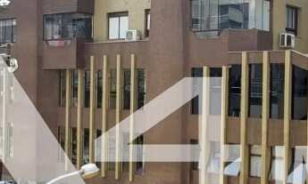 Imagem 7: Sacada de frente no Centro com 2 dormitórios e garagem!