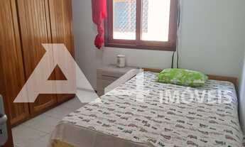 Imagem 2: Sacada de frente no Centro com 2 dormitórios e garagem!