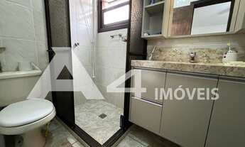 Imagem 7: Sacada de frente no Centro com 2 dormitórios e garagem!