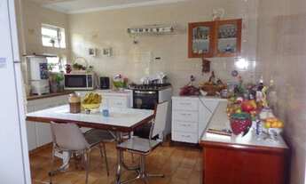 Imagem: 2 Casas independentes em rua sem saída