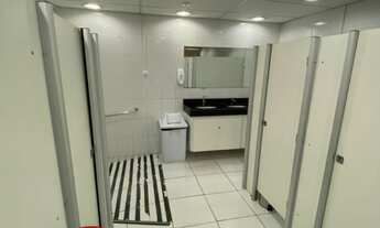 Imagem 5: Sala ampla formada pela junção de 4 salas menores, para alugar no Centro, próximo à estaçã