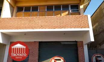 Imagem: Salão com vão livre em sobreloja com 333m2