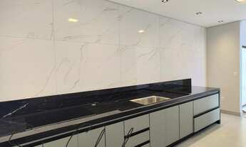 Imagem 7: Imperdível Casa à Venda em Vinhedo-SP, Marambaia: 3 quartos, 1 suíte, 7 salas, 4 banheiros