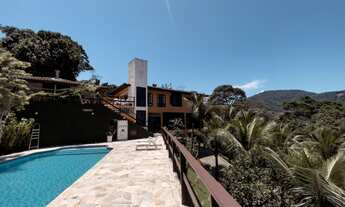 Imagem: Triplex de luxo com 7 quartos e 5 vagas