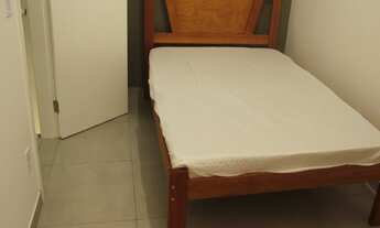 Imagem 2: Casa de Condomínio com 3 Quartos e 2 banheiros à Venda, 86 m² por R$ 380.000,00