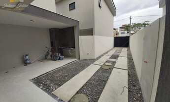 Imagem 2: CASA DUPLEX COM 3 SUÍTES A VENDA NO BAIRRO OURO VERDE EM RIO DAS OSTRAS RJ