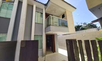 Imagem: CASA DUPLEX COM 3 QUARTOS SENDO 1 SUÍTE