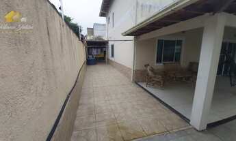 Imagem 5: CASA DUPLEX COM 3 QUARTOS SENDO 1 SUÍTE A VENDA NO BAIRRO OURO VERDE EM RIO DAS OSTRAS RJ