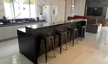 Imagem 5: CASA LINEAR EM ALTO PADRÃO A VENDA NO CONDOMÍNIO VALE DOS CRISTAIS EM MACAÉ RJ