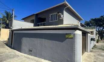 Imagem: CASA DUPLEX COM 3 QUARTOS SENDO 2 SUÍTES