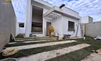 Imagem: CASA LINEAR COM 3 QUARTOS SENDO 1 SUÍTE