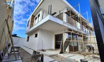 Imagem: CASA DUPLEX COM 3 SUÍTES A VENDA NO BAIRRO