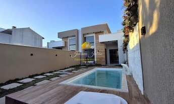 Imagem 3: CASA LINEAR COM 3 QUARTOS SENDO 1 SUÍTE A VENDA NO BAIRRO RECREIO EM RIO DAS OSTRAS RJ