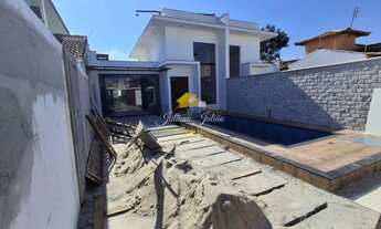 Imagem: CASA LINEAR COM 3 QUARTOS SENDO 1 SUÍTE