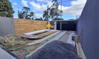 Imagem 3: CASA LINEAR COM 3 QUARTOS SENDO 1 SUÍTE, PISCINA, A VENDA NO BAIRRO OURO VERDE EM RIO DAS