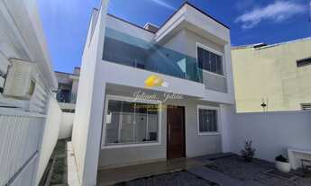 Imagem: CASA DUPLEX COM 3 QUARTOS SENDO 2 SUÍTES