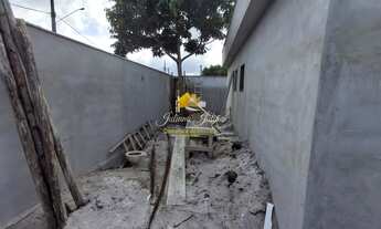 Imagem 3: CASA LINEAR COM 2 QUARTOS SENDO 1 SUÍTE A VENDA NO BAIRRO ENSEADA DAS GAIVOTAS EM RIO DAS