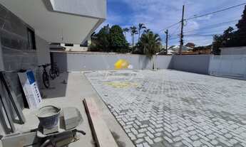 Imagem 3: APARTAMENTO TÉRREO COM 3 QUARTOS COM ÁREA PRIVATIVA A VENDA NO BAIRRO COSTAZUL EM RIO DAS