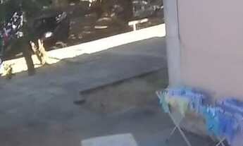 Imagem 4: Casa a venda no centro de Rio das ostras com um terreno de 2.420 metros