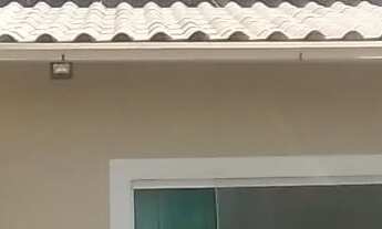 Imagem 2: Casa linear com sala e 3 suites no centro de Rio das Ostras RJ