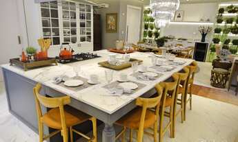 Imagem: Apartamento alto padrão frente para o mar