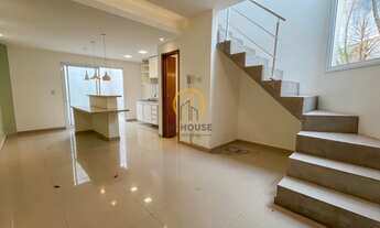 Imagem: Sobrado em condomínio fechado à Venda