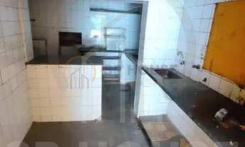 Imagem 4: Galpão Comercial para Venda na Chácara Santo Antônio (SP) - 2 Salas, 3 Banheiros e 15 Vaga