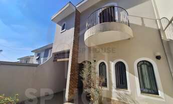 Imagem: Casa à venda, Sobrado, 4 quartos sendo