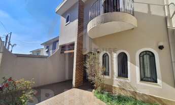 Imagem 4: Casa à venda, Sobrado, 4 quartos sendo 1 Suite, 4 banheiros, 3 vagas, área gourmet, 200m²